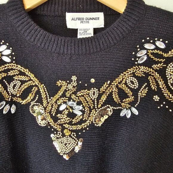 EUC VINTAGE STYLE ALFRED DUNNER JEWELED CHEST BLACK PULLOVER SWEATER SIZE M (P) - Picture 3 of 9